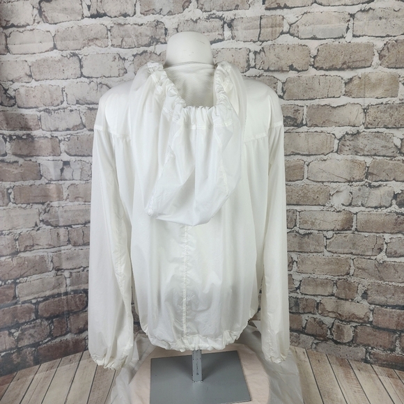 Lululemon Stow N Go Jacket Off White Sheer Size 8 Lightweight Packable Hooded - Picture 4 of 16